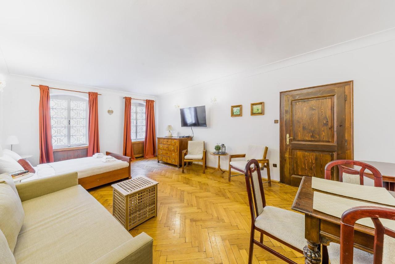 Apartment House Sporkova Praga Zewnętrze zdjęcie